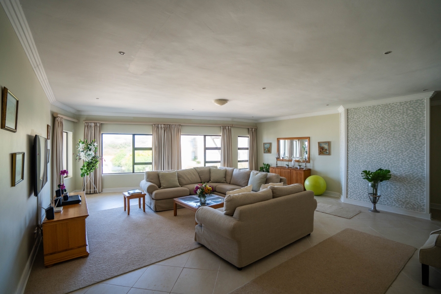 4 Bedroom Property for Sale in West Beach Eastern Cape
